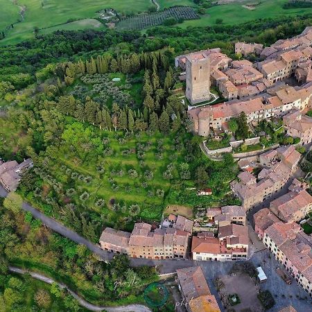 モンテカティーニ・ヴァル・ディ・チェーチナCasina Orioneアパートメント エクステリア 写真